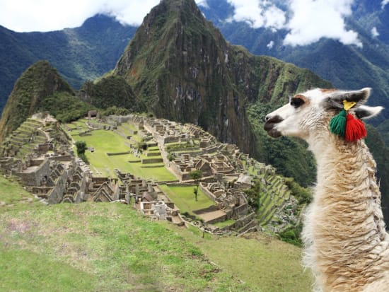 Peru_MachuPikchu_shutterstock_69565297