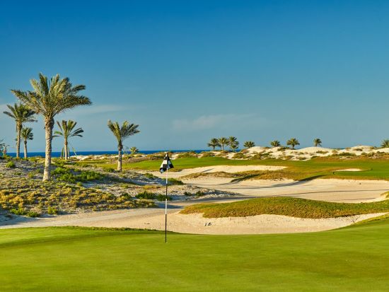 【ゴルフ場予約】サアディヤットビーチ・ゴルフクラブ（Saadiyat Beach Golf Club）*オプション：送迎／レンタルクラブ＆シューズ＜アブダビ発＞