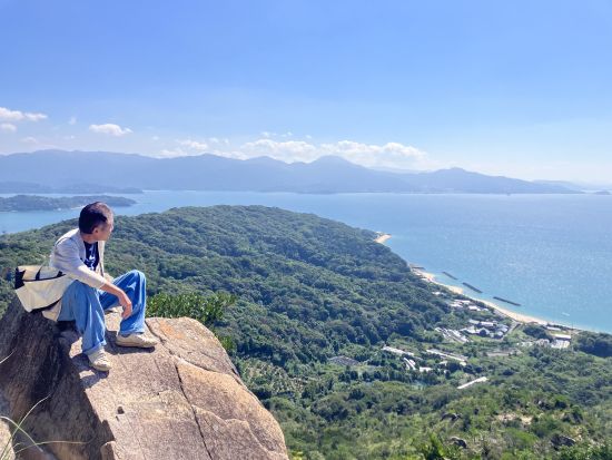 ハイヤー貸切日帰りツアー 糸島の絶景山をトレッキング！標高が低めだから初心者でも気軽に参加可能♪＜5.5時間／1日1組限定／福岡市・糸島市＞