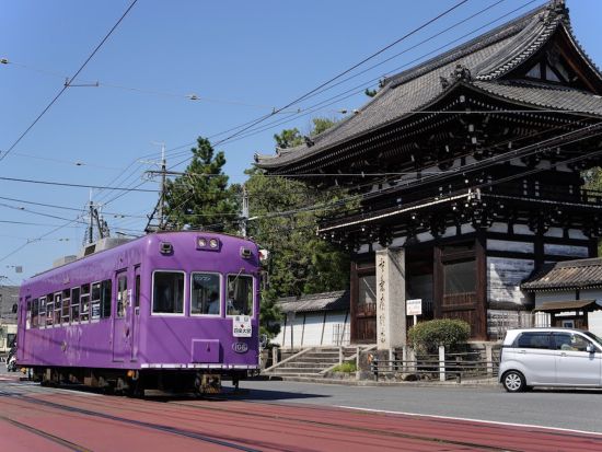 嵐電＆JRバス 嵐山・高雄ぐるっとパス　京都の名所を1日満喫！＜利用可能区間：嵐電 嵐山本線・北野線 全線／西日本JRバス高雄京北線の京都駅～栂ノ尾間／京都市＞