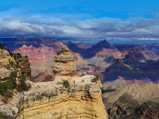 【1名様から催行可】グランドキャニオンウェストリム日帰りツアー　スカイウォーク入場付き＜日本語アシスタント／ラスベガス発＞