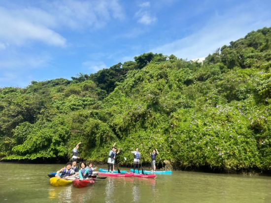 【人気プランがセットでお得！】フィッシング・マングローブカヤックor SUP・サンセットカヤックを組み合わせて楽しめる！＜中部（嘉手納町発）／当日予約OK＞
