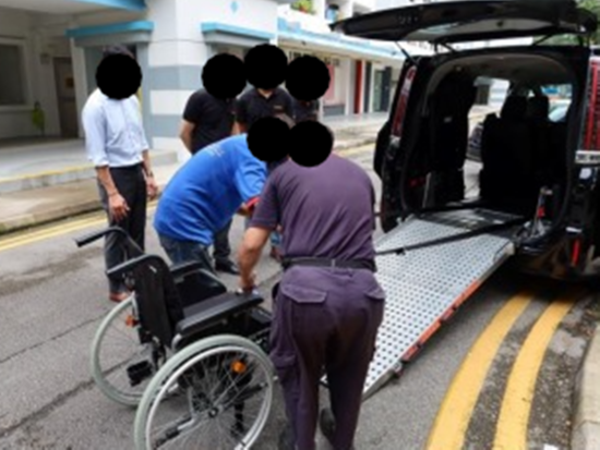 【空港送迎】シンガポール・チャンギ空港 ⇔ シンガポール市内　車いす対応車両 ＜貸切／英語ドライバー＞