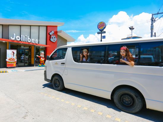 【貸切チャーター】気軽に3時間から利用できる☆専用車＆英語ドライバー手配＜3時間から1時間単位で手配可／1～8名／メトロマニラ内＞ 