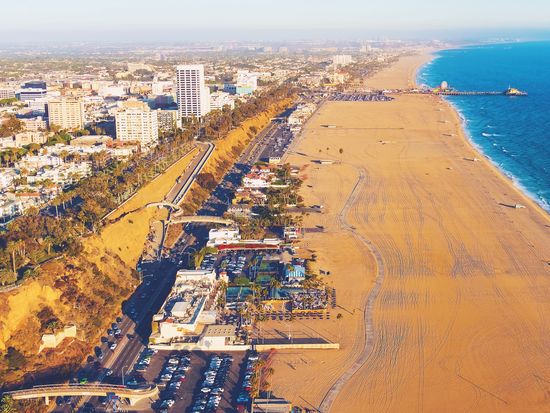 USA_Los Anges_Santa Monia_Beach_shutterstock_525832861