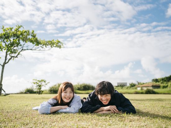 宮古島Anniversary Photoプラン お好きな場所・衣装で撮影OK！SNS映え写真を綺麗に撮ろう！＜ドローン撮影あり／30分 or 60分／宮古島＞