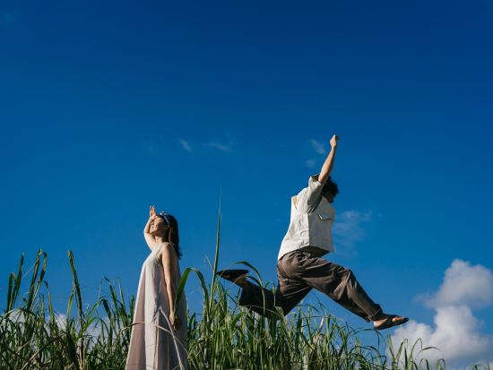 沖縄Anniversary Photoプラン 記念日や旅行の思い出を綺麗に撮影！お好きな場所・衣装で撮影OK◎＜30分 or 60分／本島中部 北谷町＞