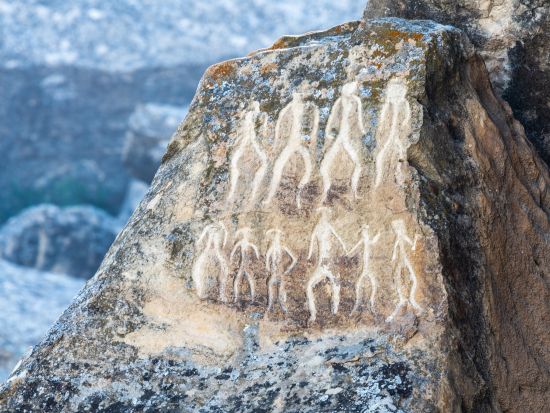 世界遺産ゴブスタン 半日観光ツアー＜貸切／英語ガイド／4時間／バクー発＞