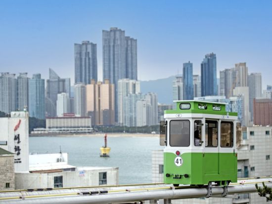 釜山ヨットツアー　甘川文化村＆海東龍宮寺＆青沙浦エリア＆スカイカプセル ＜1日／1名参加OK／選べる出発地／英語ガイド＞