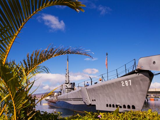 Tour_Oahu_Hawaii_shutterstock_398758687