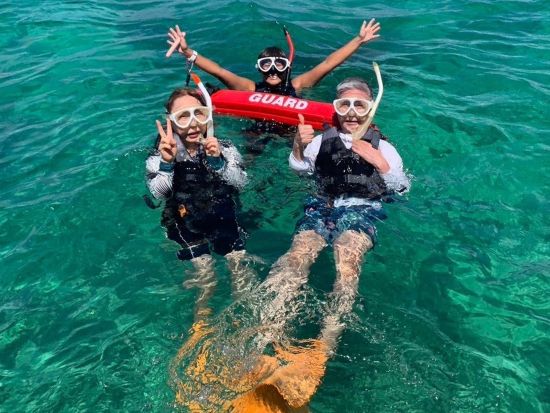 ボートシュノーケリングツアー 少人数制で女性・ファミリーにもおすすめ◎GoPro写真サービス付き 貸切プランあり！＜約2時間／石垣港発＞