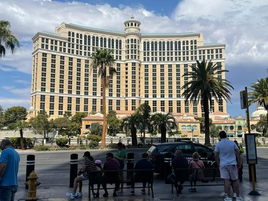 20240729020305_345189420_2012_0