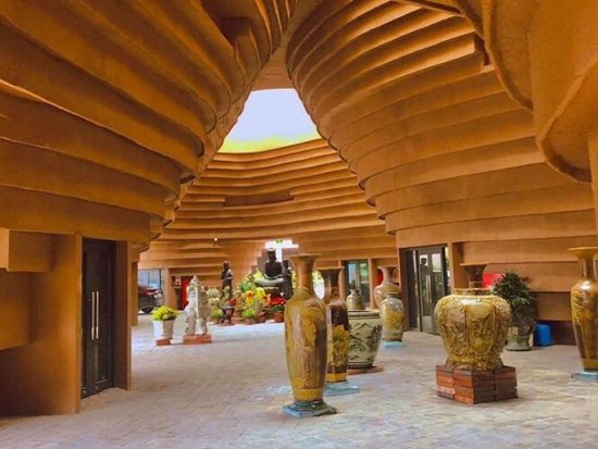 陶器の村バッチャン村半日ツアー　博物館で工芸村の歴史を学んでイオンモールでお買い物も！＜混載または貸切／日本語ガイド／ハノイ発着＞