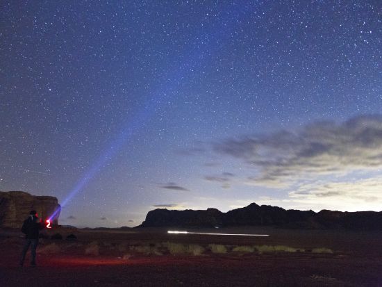 月の谷ワディ・ラム1日観光　ジープツアー付き ＜貸切／英語or日本語／アンマン発着／昼食付＞
