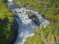 Norway_Voringsfossen_AdobeStock_458790339