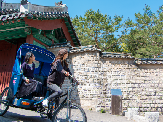 ソウル ペディキャブツアー 人力車で北村韓屋村や昌徳宮の観光スポットと隠れた名所を巡る！＜日本語ガイド／1時間または2時間／選べる5コース＞