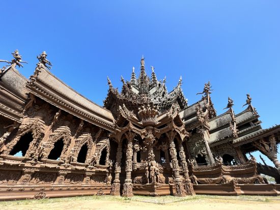 【都市間送迎】パタヤ市内 ⇔ バンコク市内 ＜貸切／最大9名／現地語ドライバー＞