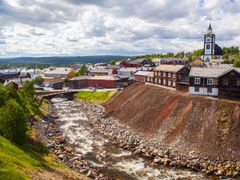 Norway_Roros_AdobeStock_165611780