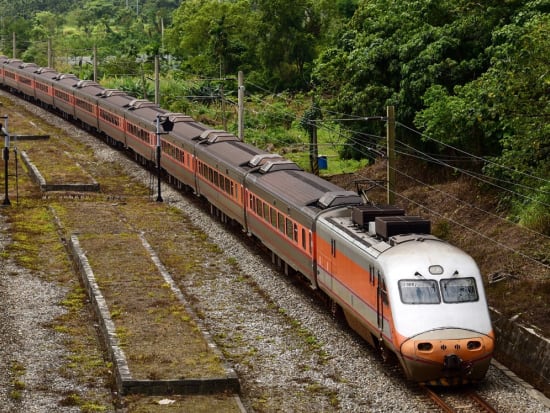 台湾周遊 Taiwan PASS事前予約 「高鉄3日間周遊パス」選べるMRT乗車券と台湾好行往復券がセットに！