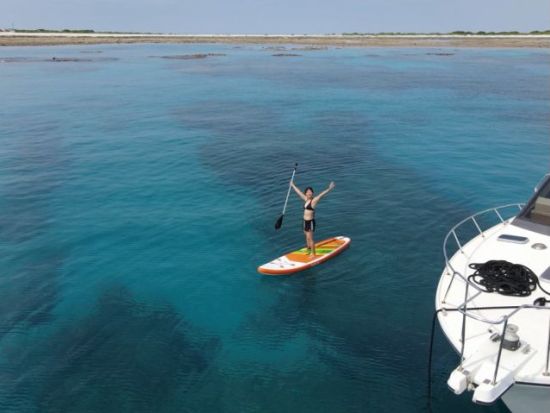 クルーザーチャーター シュノーケル、マリンスポーツやBBQなど自由にオプションを組み合わせてオリジナルツアー満喫！＜4時間or7時間／12名乗船可／宜野湾発＞