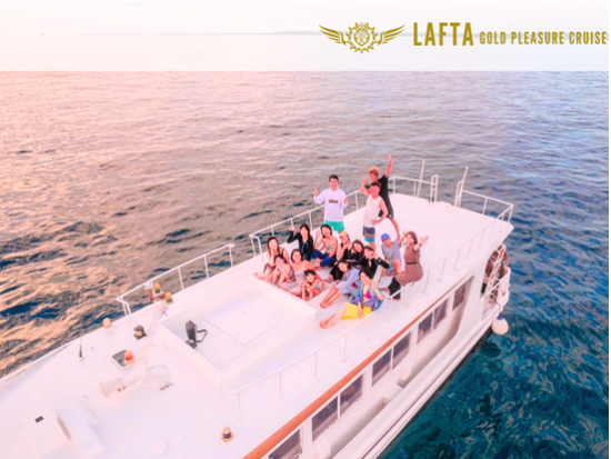 クルーザーチャーター 宮古島のエメラルドグリーンの海をラグジュアリーな豪華船で満喫 写真プレゼントやドリンク付き＜約4～5時間／宮古島＞