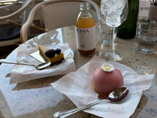 ストックホルム グルメウォーキングツアー　プリンセスケーキなど名物フードを食べ歩き！＜英語／約3時間＞