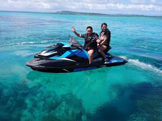 ジェットスキーレンタル 1時間プラン 1～3名で利用しても同じ料金！複数人の参加でお得なプラン＜特殊小型免許要／宜野湾＞