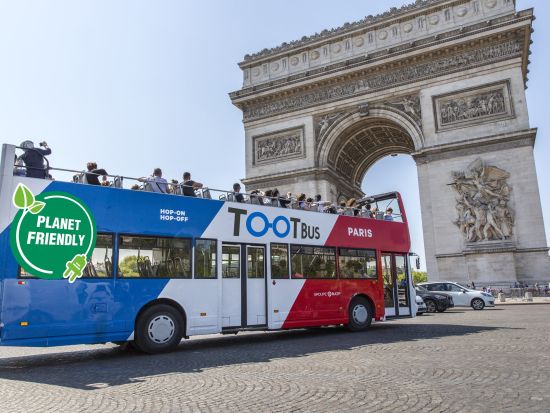 親子で楽しむパリ！環境にやさしいオープントップバスで巡るキッズ向けツアー＜1.5時間／フランス語ガイド＞