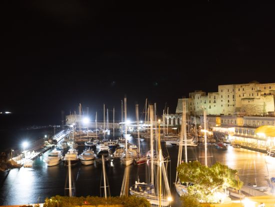 【プライベートツアー】世界三大夜景を鑑賞！ナポリの夜景 3時間観光＜車貸切／ナポリ発＞ by Zenzero