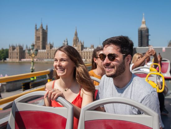 乗り降り自由！サステナブル市内観光バス＋テムズ川遊覧ボート＋街歩きアプリ＜1日券/２日券/3日券＞