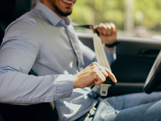 マルセイユ空港⇔アヴィニョン市内ホテル 貸切送迎サービス＜日本語ドライバー＞