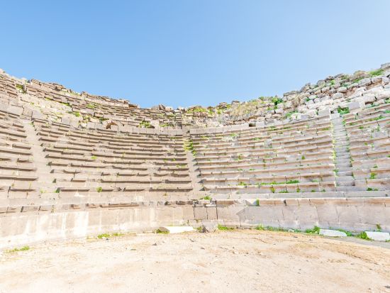 古代ローマ都市遺跡をご案内！ウンム・カイス＋ジェラシュ1日観光＜貸切／英語or日本語／アンマン発着／昼食付＞
