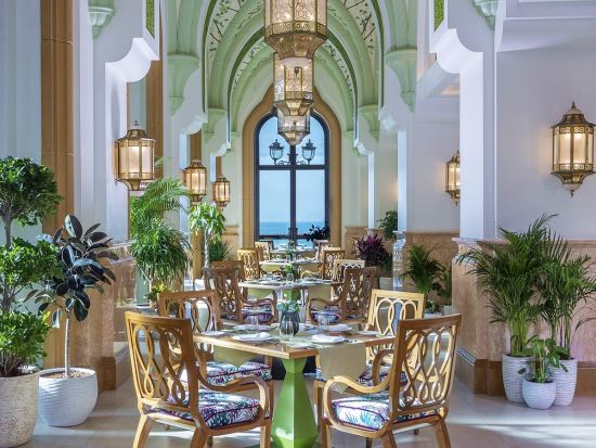 ル・ヴァンドーム・ブラセリー(Le Vendome Brasserie)☆食事券＆事前予約サービス＜ビュッフェ／昼or夜＞*エミレーツ・パレス・アブダビ内