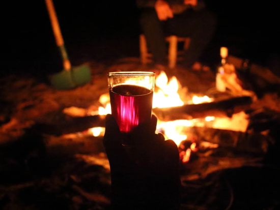 デザートサファリ　砂丘ドライブ＋BBQディナー＋ラクダ乗り体験＋サンドボード＜送迎付き／アブダビ発＞by MAGIC ARABIA