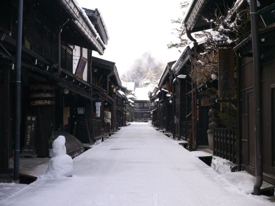 名古屋発日帰りバスツアー 白川郷と飛騨高山＜食事なし／英語対応可能＞