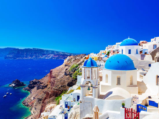 Greece_Santorini_shutterstock_387166810