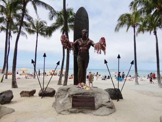 コオリナ地区送迎シャトルサービス　コオリナでのフリータイム約5.5時間！＜英語または日本語ドライバー／ワイキキ発＞