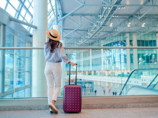 カターニア空港または市内 ⇔ シラクーサ市内　貸切送迎サービス ＜現地語ドライバー＞