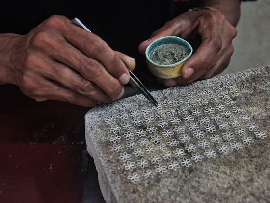 Silver craft_shutterstock_1228361275