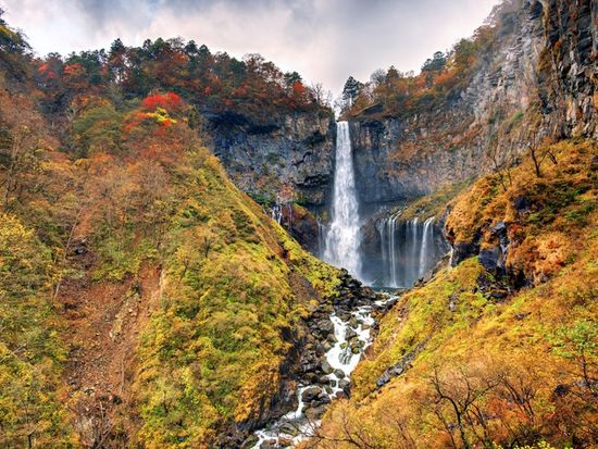 Japan_Tochigi_Nikko_Kegon Falls_shutterstock_