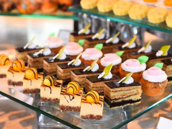 ダナン帰国日プラン　5つ星ホテル「フラマリゾートダナン」でアフタヌーンティーとアロマトリートメントマッサージを満喫＜プール入場付プラン有／貸切送迎／空港お送り＞