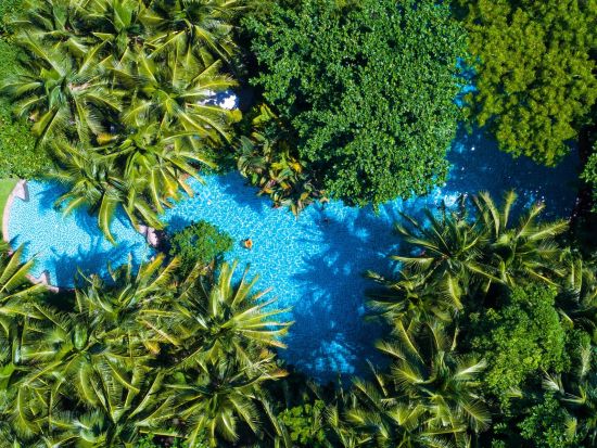 ダナン帰国日プラン　5つ星ホテル「フラマリゾートダナン」でアフタヌーンティーとアロマトリートメントマッサージを満喫＜プール入場付プラン有／貸切送迎／空港お送り＞