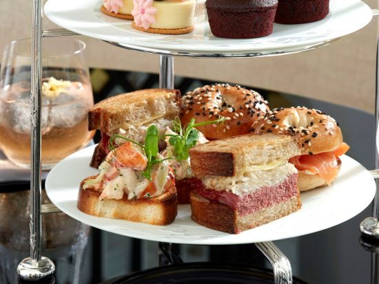 シンガポールが誇る名門「ラッフルズホテル」で優雅なアフタヌーンティー＜ミールクーポン＞