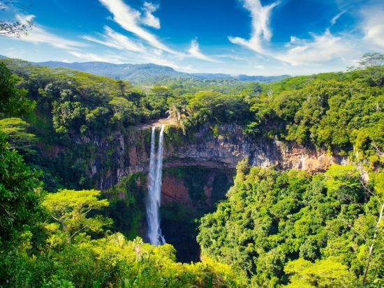 【プライベートツアー】七色の大地シャマレルとモーリシャス南部観光ツアー＜英語ガイド／ホテル発＞