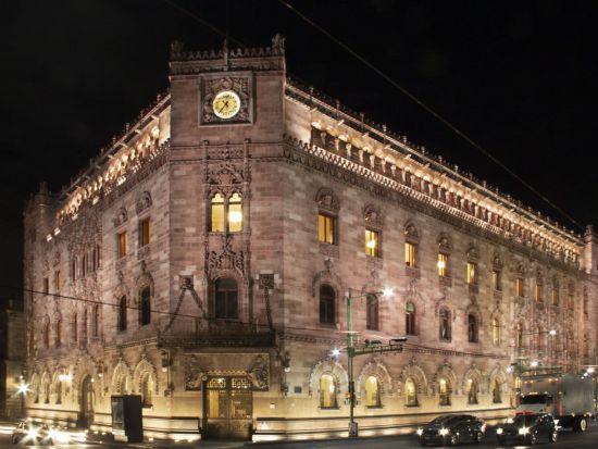 メキシコシティ市内観光　ナイトバスツアー　＜英語オーディオガイド＞