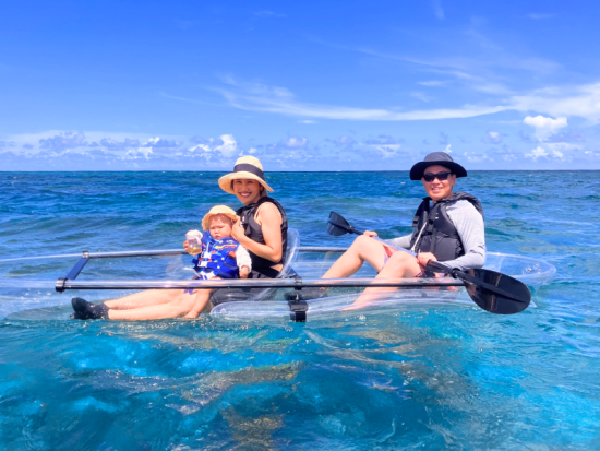 【貸切】クリアカヤック 安定感◎で初心者・家族に人気＜90分／ドローン撮影付／宮古島＞