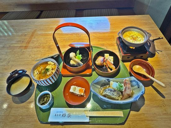 F7DB3CFA-968D-4588-A0C7-90A96D2BD238-L0-001