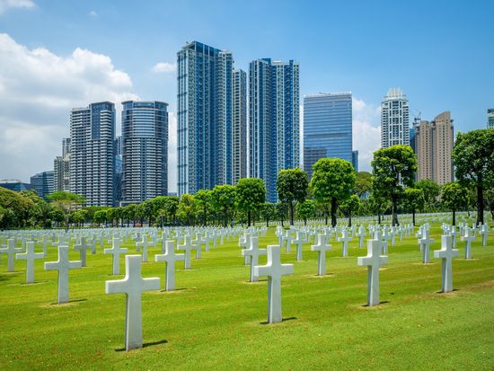 Philippines_Manila_American Cemetery and Memorial_pixta_49708709_L
