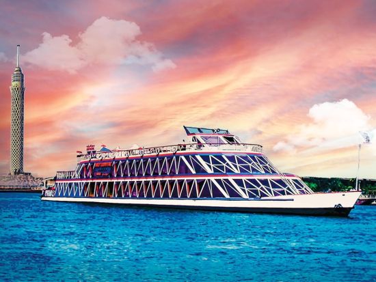 【混載】選べる船ランクで伝統ショーと夜景を堪能◎ナイル川ディナークルーズ　*カルトゥーシュ事前注文可　＜夕方発／英語／送迎付／カイロ発＞