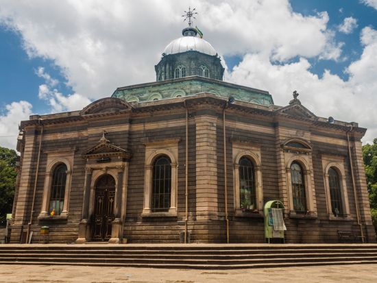 アムハラ語で「新しい花」を意味する首都アディスアベバを周る！半日観光ツアー＜空港or市内発着／英語ガイド／混載＞